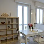 Diadema Pink - Immobili E Soluzioni Rent