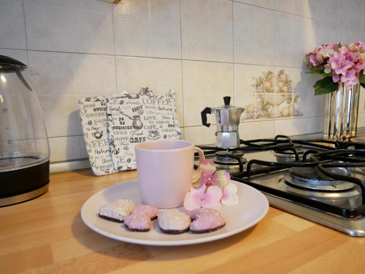 Diadema Pink - Immobili E Soluzioni Rent *