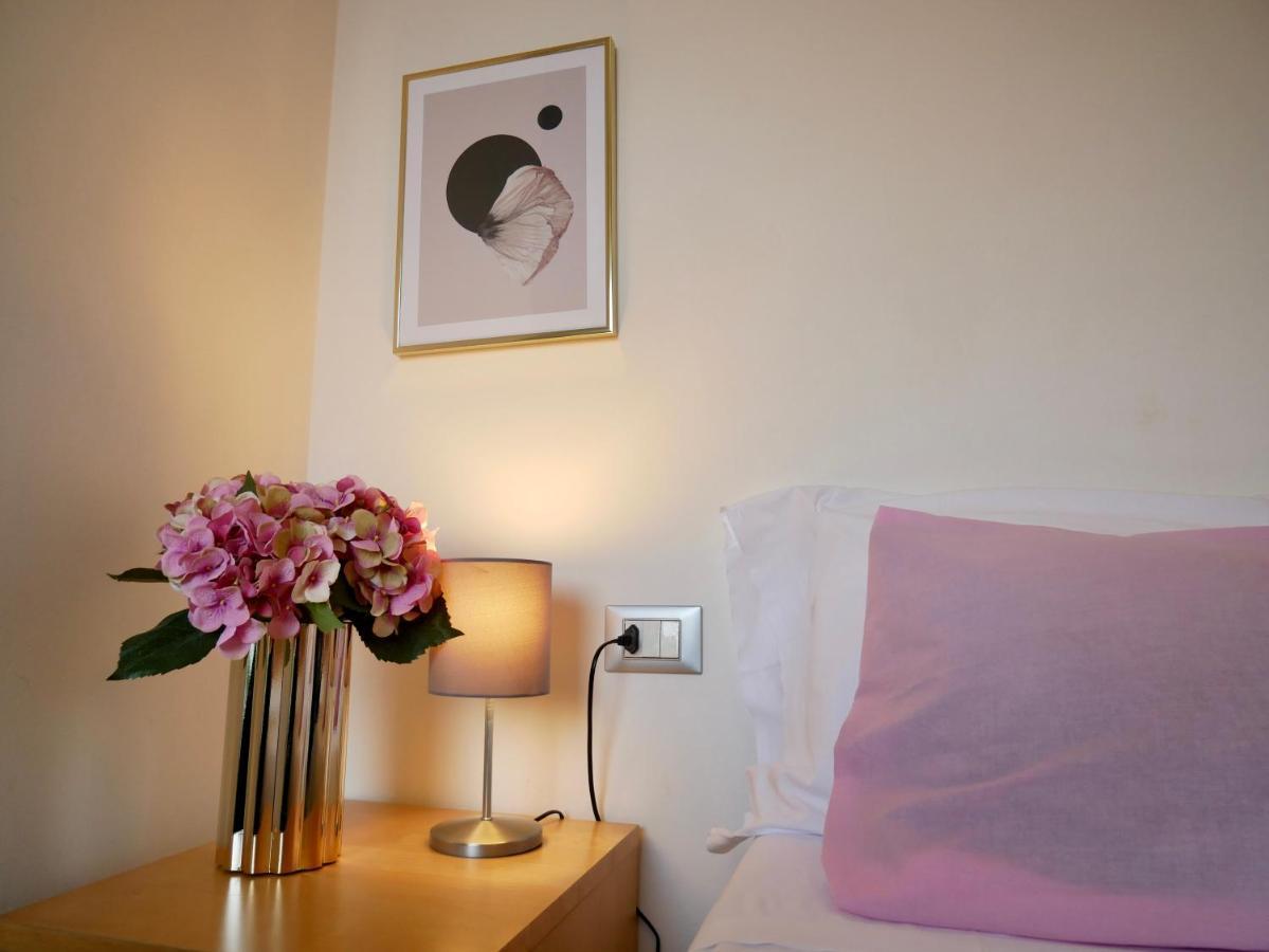 Diadema Pink - Immobili E Soluzioni Rent Leilighet Bergamo